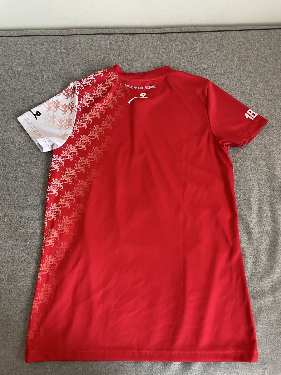 T-shirt: FC Winterthur Kinder-Shirt / Grösse 140 – Usato da Wiesendangen venduto da armandinho 3