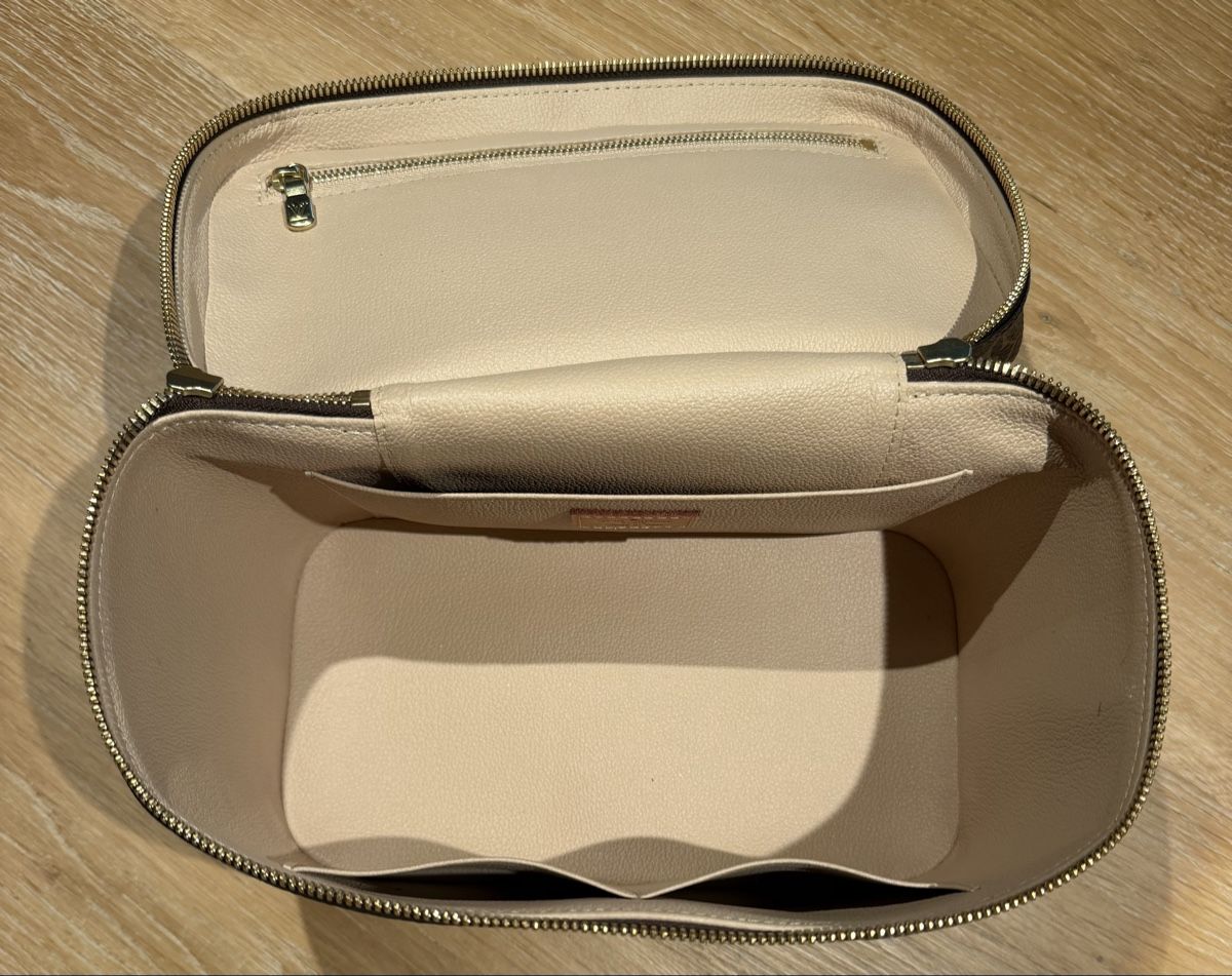 Louis Vuitton Trousses de maquillage: Louis Vuitton, Nice BB – D'occasion à Herrliberg par erstmeinsdanndeins 5