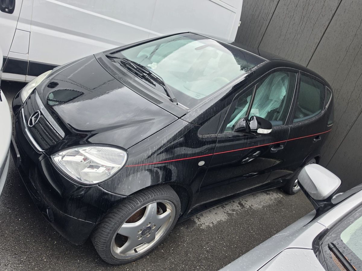 Mercedes-Benz Automobili: Mercedes A210 Evo – Difettoso da Domat Ems venduto da qen_7mfm 1