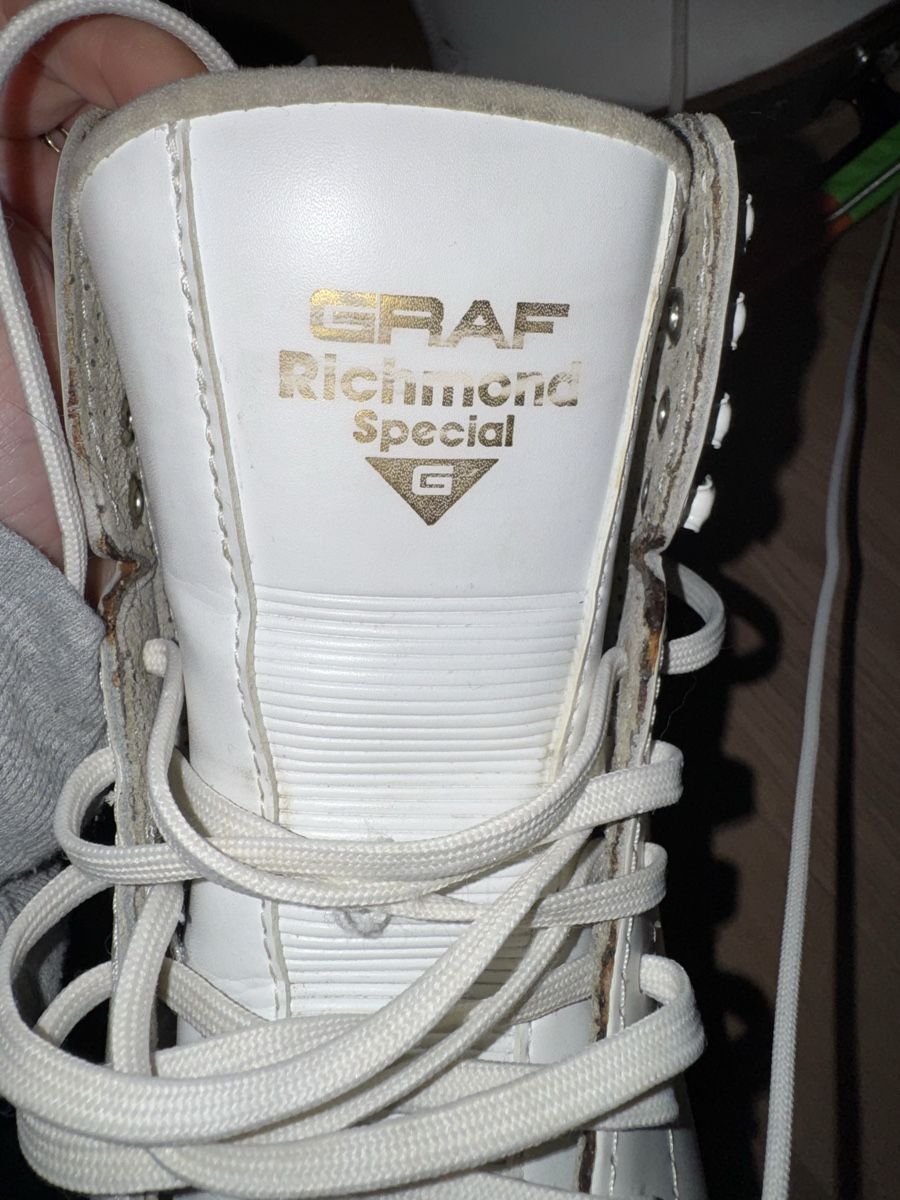 Graf Pattini da ghiaccio: Graf Richmond Eiskunstlauf Schuhe 6 1/2 – Usato da Boniswil venduto da LeonieP. 3