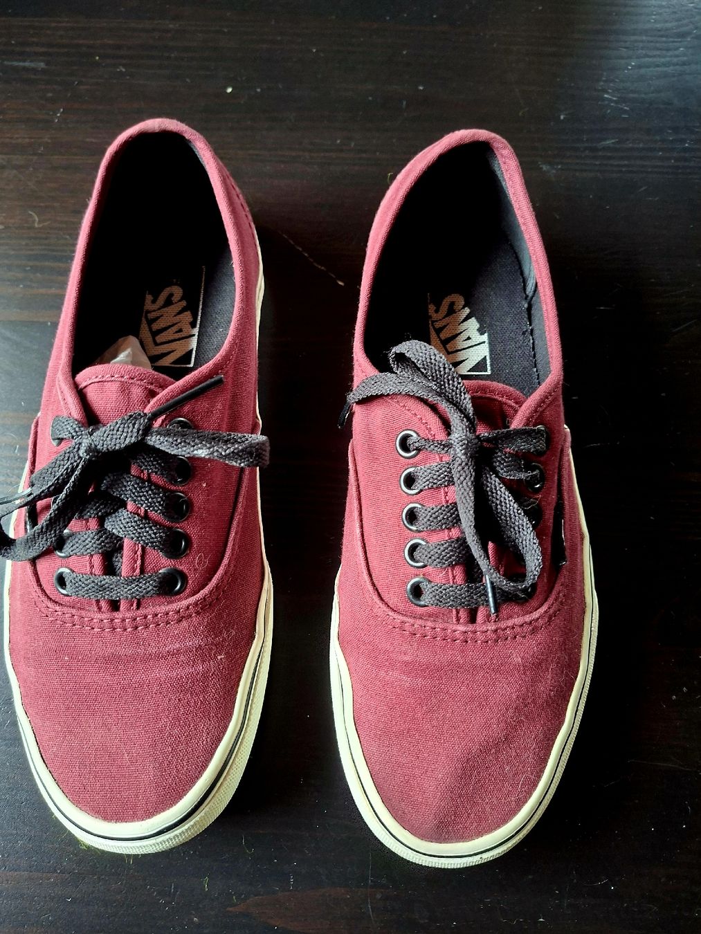 Vans Scarpe da uomo: Vans bordeau 38.5 – Usato da Delémont venduto da Camille.Henzelin 1