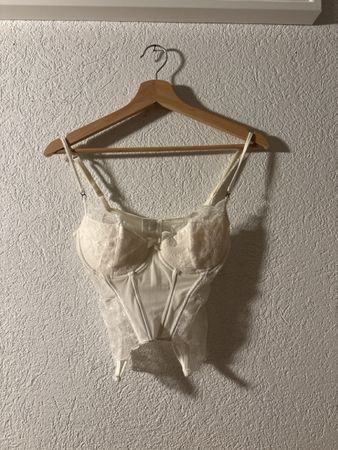 Corset Ademi blanc avec dentelle et tulle état neuf