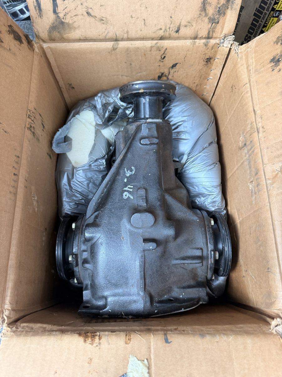 BMW Toutes les pièces auto: E36M3 Differential von Diffsonline Uebersetzung 3.46  – D'occasion à Gossau ZH par fabio024