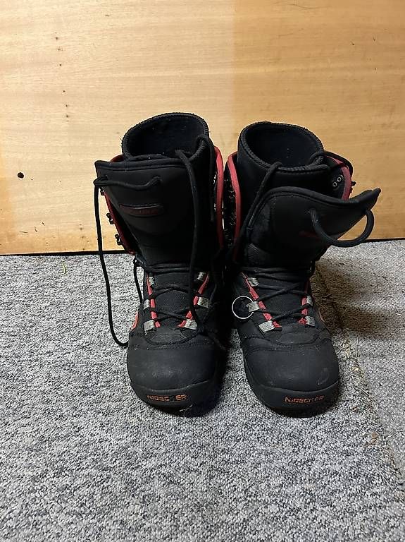 Herrenschuhe: Snowboardschuhe – Gebraucht aus Winterthur von jen_6bzw