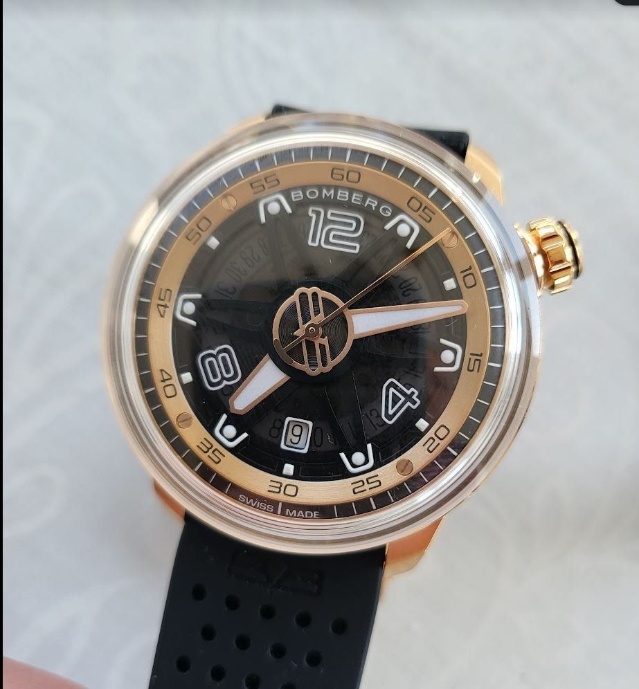 Bomberg Montres: Bomberg BB-01 automatic – Neuf (Voir description) à Chabrey par Horology