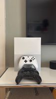 Console Xbox One S 1To avec 3 manettes et jeux
