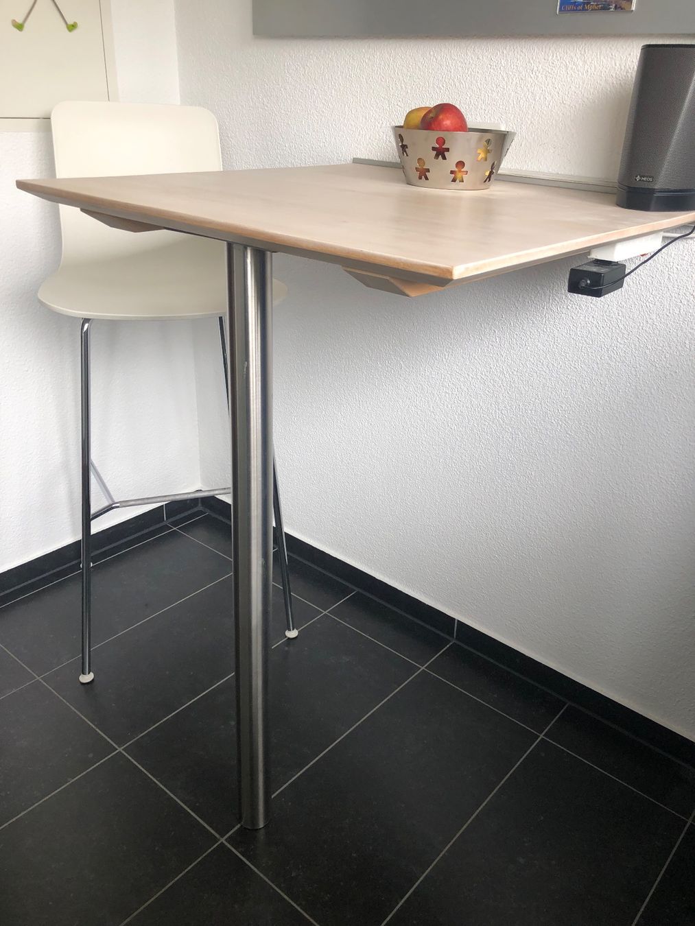Tables: Hochtisch mit Barhocker Mod. HAL – D'occasion à Ruswil par Postfach01 1
