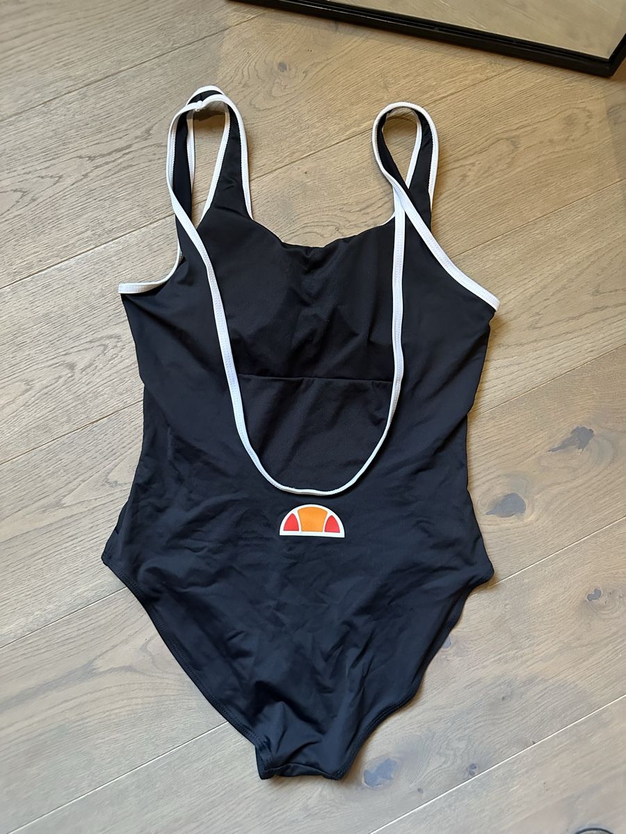 Ellesse Badekleider & Bikinis: Badeanzug Ellesse M Neu – Neu (gemäss Beschreibung) aus Triesen von nenaan 2