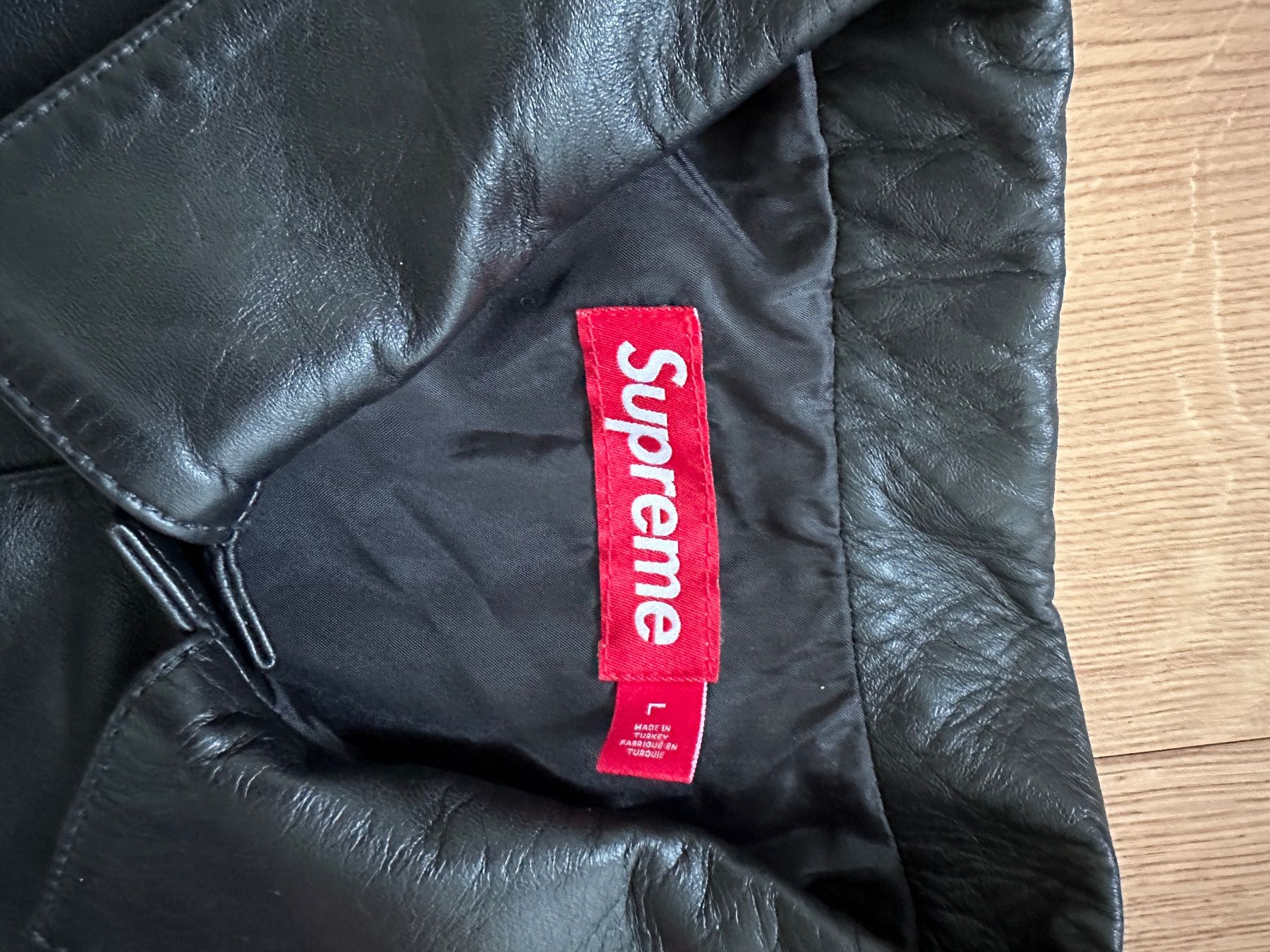 Hemden: Supreme S/S Leather Work Shirt Black – Neu (gemäss Beschreibung) aus Toffen von manimatter 1