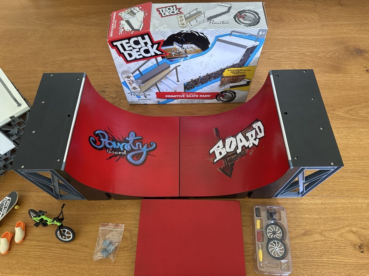 Jouets: Tech Deck Primitive Skatepark Set gebraucht – D'occasion à Ebikon par thalimann