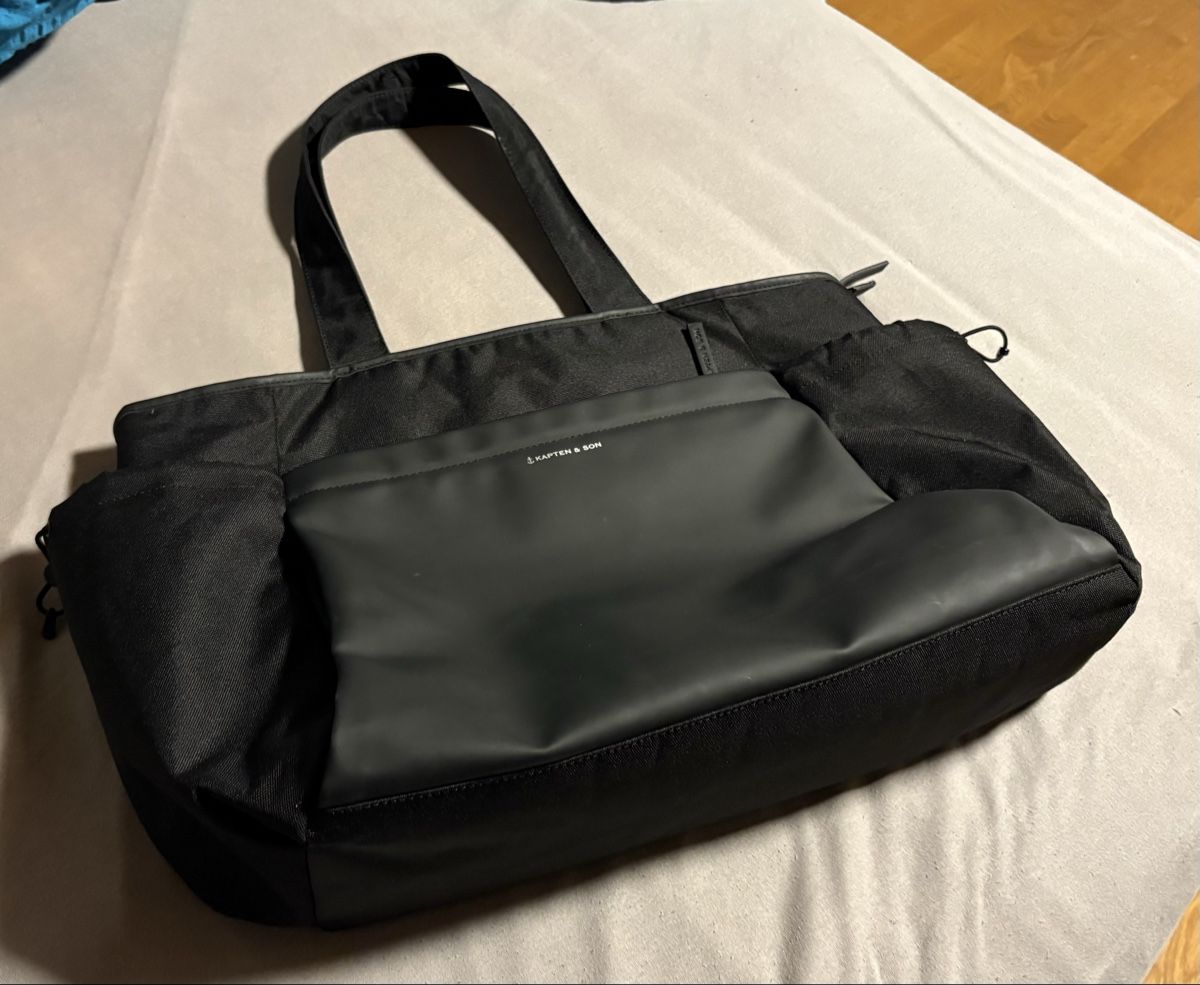 Kapten & Son Taschen: KAPTEN & SON HELLVI Shopping Bag – Gebraucht aus Mosnang von kat_5zxs