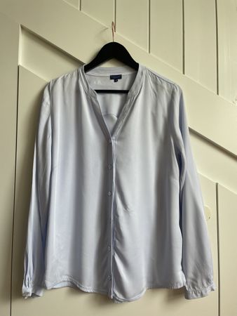 Hochwertige Bluse / Gr. 38 / 100% Viskose / w. Neu