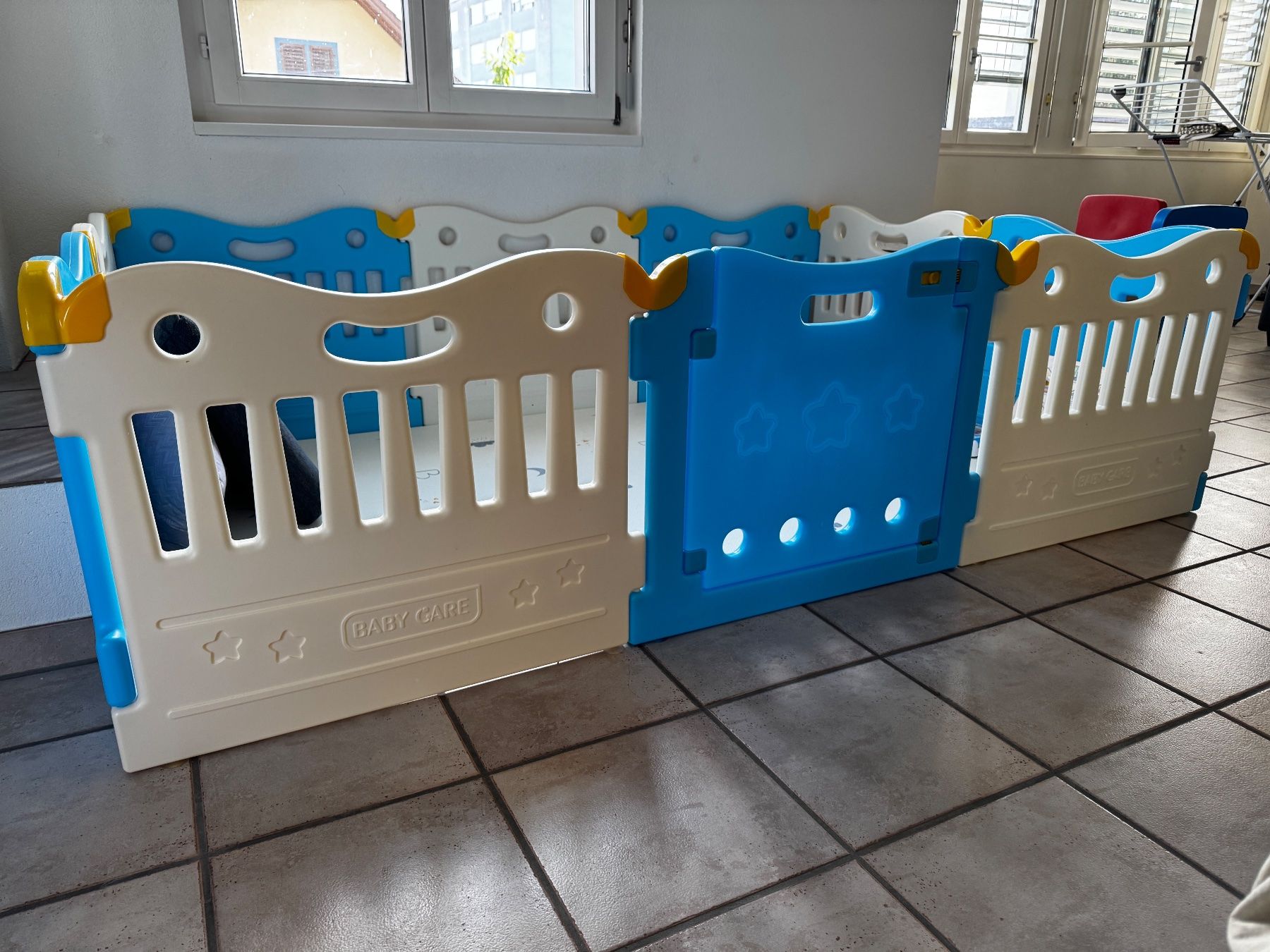 Box & Barriere di sicurezza: Dwinguler Babycare Laufgitter / Playpen – Usato da Kloten venduto da Capybara123 1