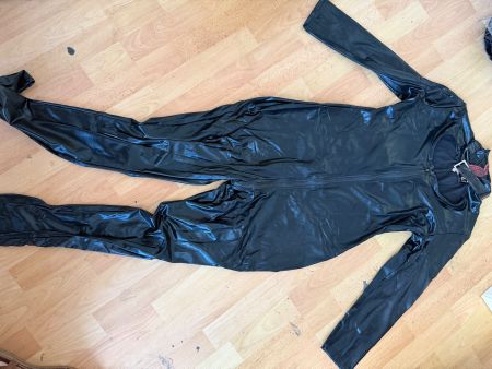 Catsuit reisverschluss unten offen wetlook neu grösse M/L