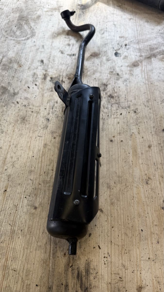 Piaggio Sistemi di scarico: Kat Auspuff Piaggio Ciao (CH 406099) – Usato da oftringen venduto da MofaBase 1