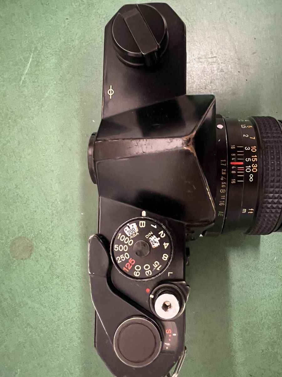 Konica Fotocamera: Konica Autoreflex T – Usato da Zürich venduto da jao_2bx7 2