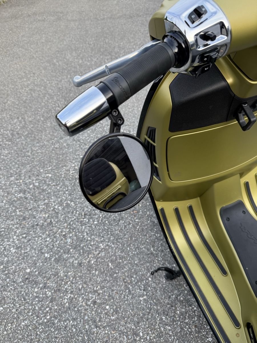 Vespa Scooter: Vespa GTS 300 my 2024 – Nuovo (secondo la descrizione) da Vétroz venduto da pie_c9dq 5