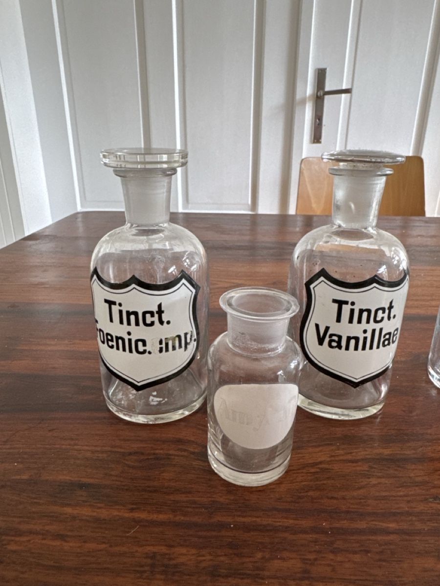 Accessori da laboratorio: 6 antike Apothekerflaschen – Usato da Zürich venduto da 2013tg 1