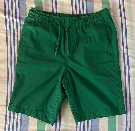 Short vert C&A homme ? Taille S ? Neuf avec étiquette