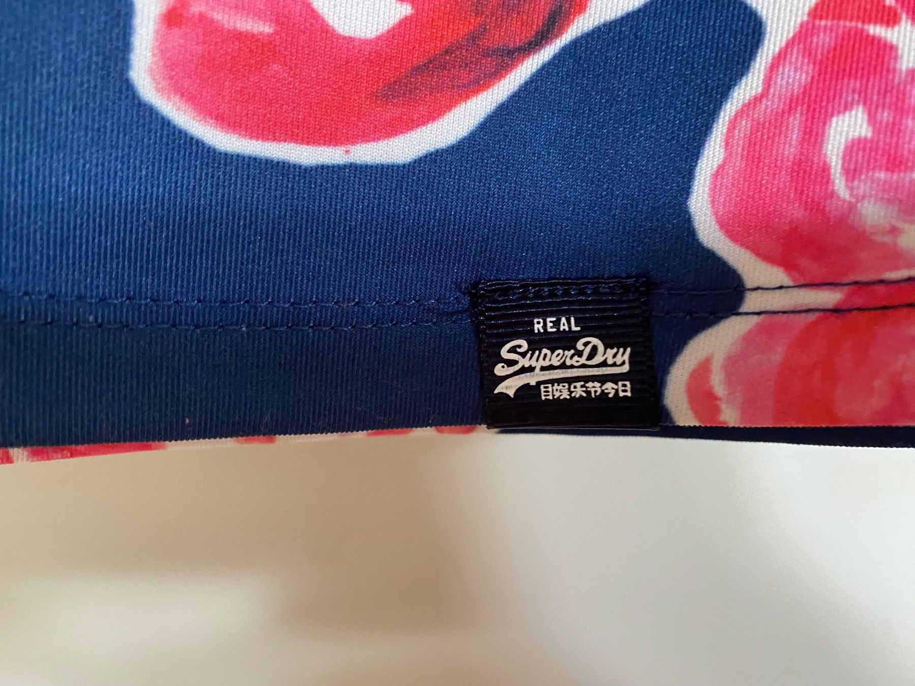Gonne: Superdry Rock – Usato da Hünenberg venduto da a.u.849 3
