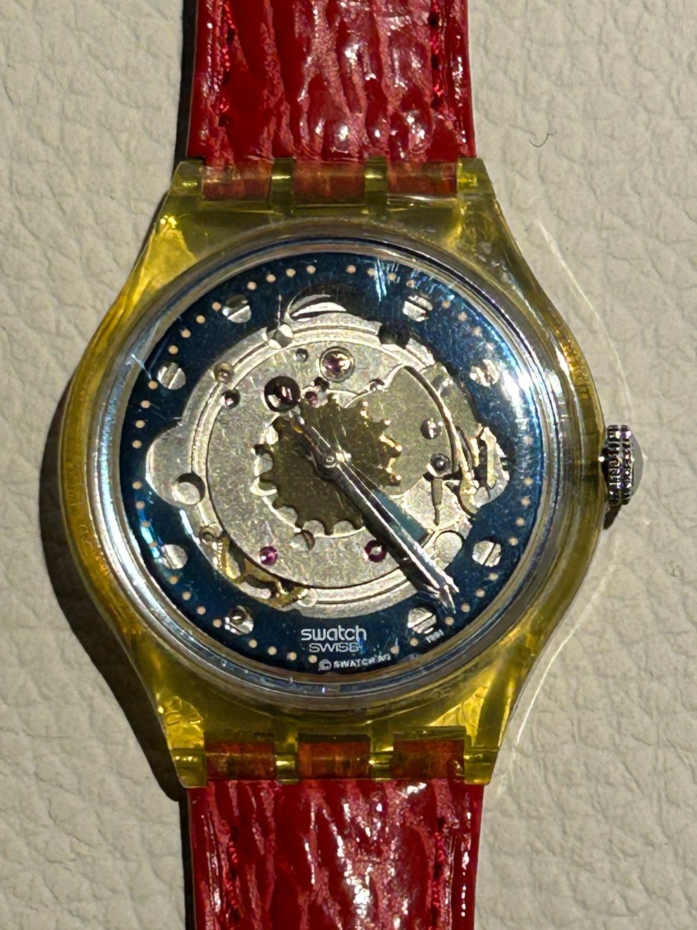 Swatch Uhren: Swatch Red Ahead SAK101 Automatic vintage – Gebraucht aus Basel von arm_gf7p
