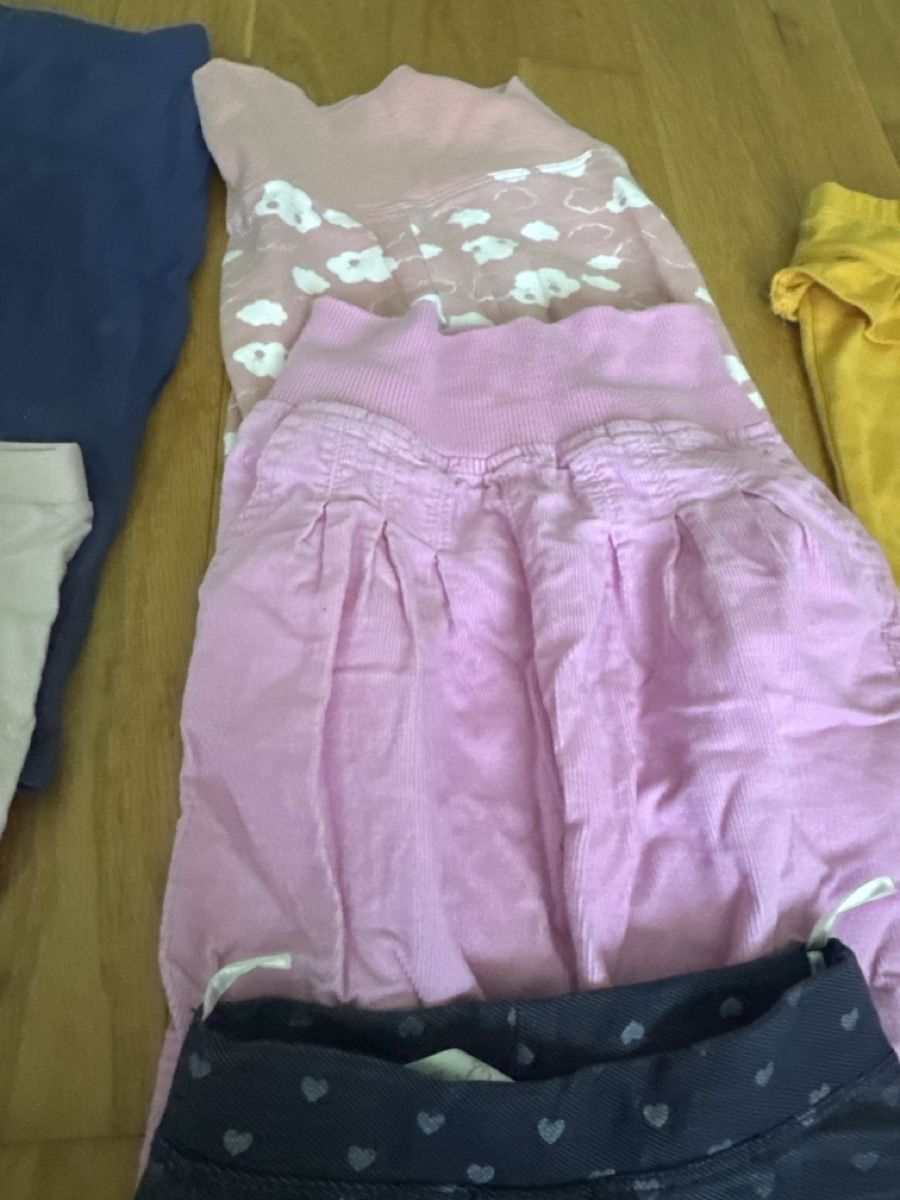 Lotti & Set di vestiti: Hosenpaket, Mädchen Kleiderpaket Gr. 80 – Usato da Lyss venduto da Franzi.R.90 3