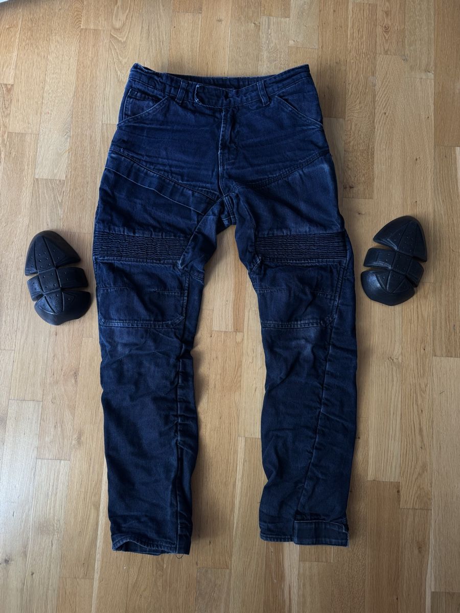Jeans: Motorrad Jeans Course Grösse W30 L32 – Gebraucht aus Galgenen von rpoto