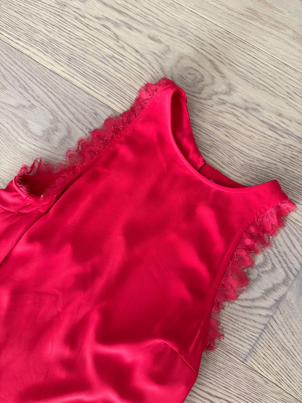 H&M Vestiti: rotes Kleid – Usato da Richterswil venduto da KAYLEIGH_77 1