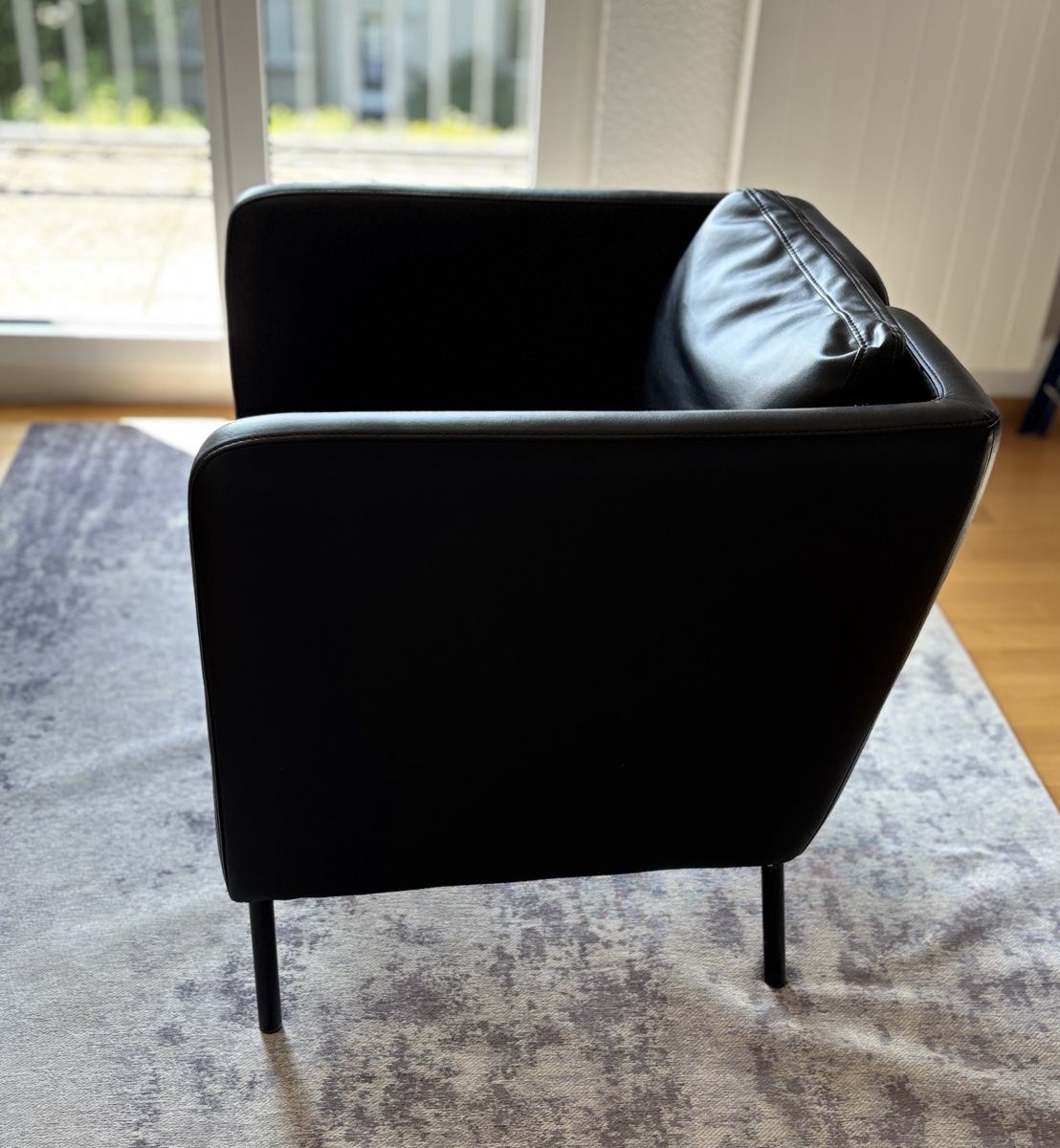 Ikea Poltrone: Bequemer Sessel, schwarz, top Zustand – Usato da Rafz venduto da Sukion 5