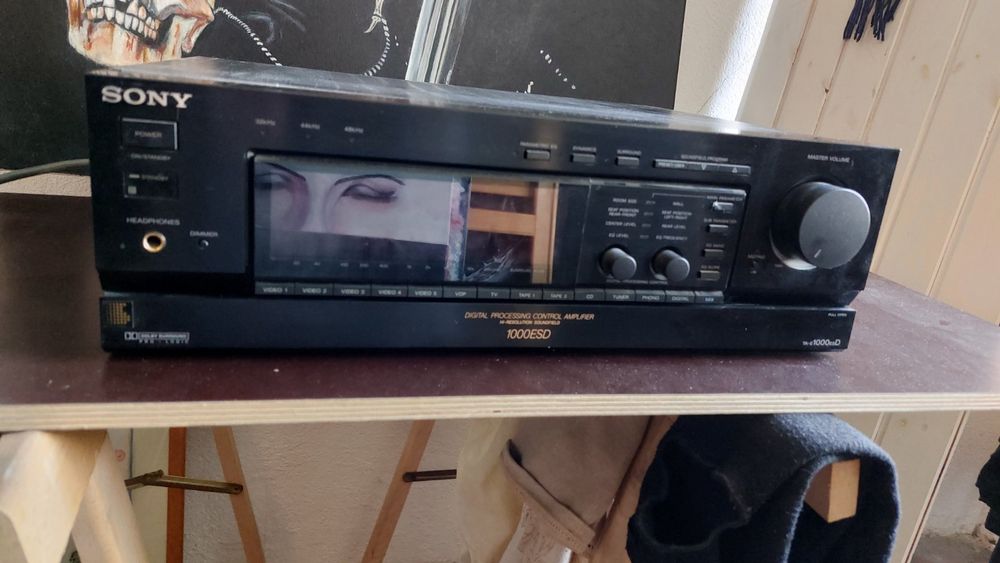 SONY 1000 ESD PREAMP. Acheter sur Ricardo
