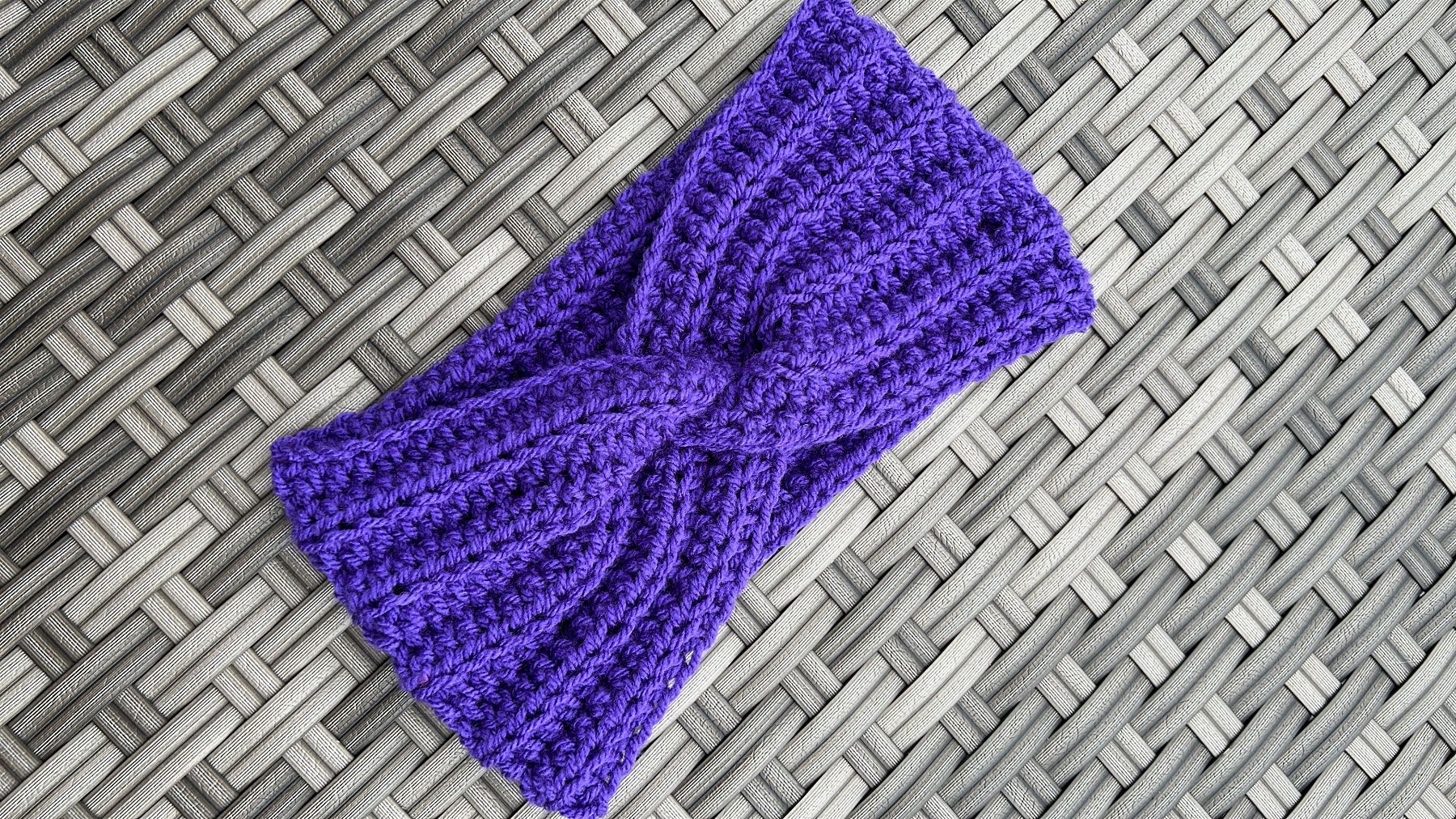 Dekobänder: Stirnband/ Headband HANDMADE NEU ERWACHSENENGRÖSSE – Neu und originalverpackt aus Regensdorf von Spyke55
