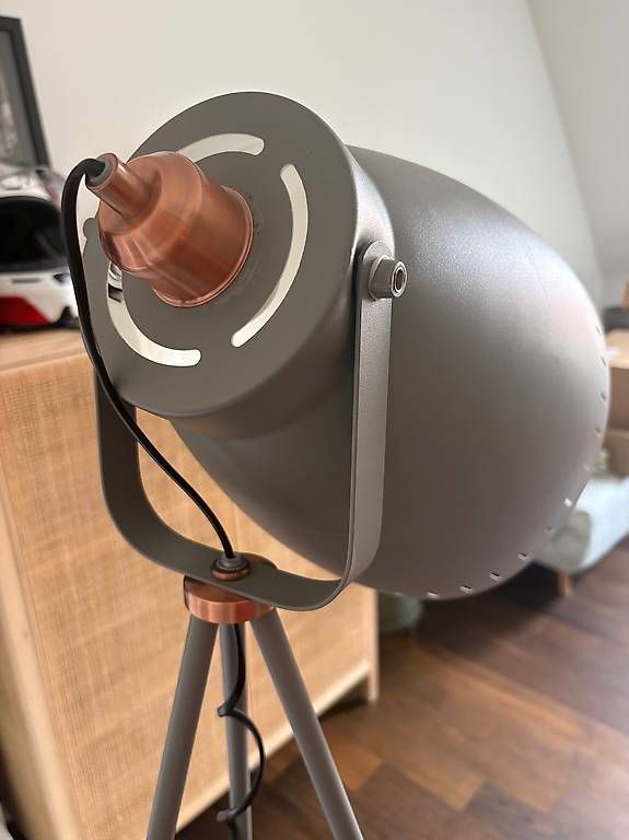 Lampade: Stehlampe – Usato da Zürich venduto da sho_9b69 3