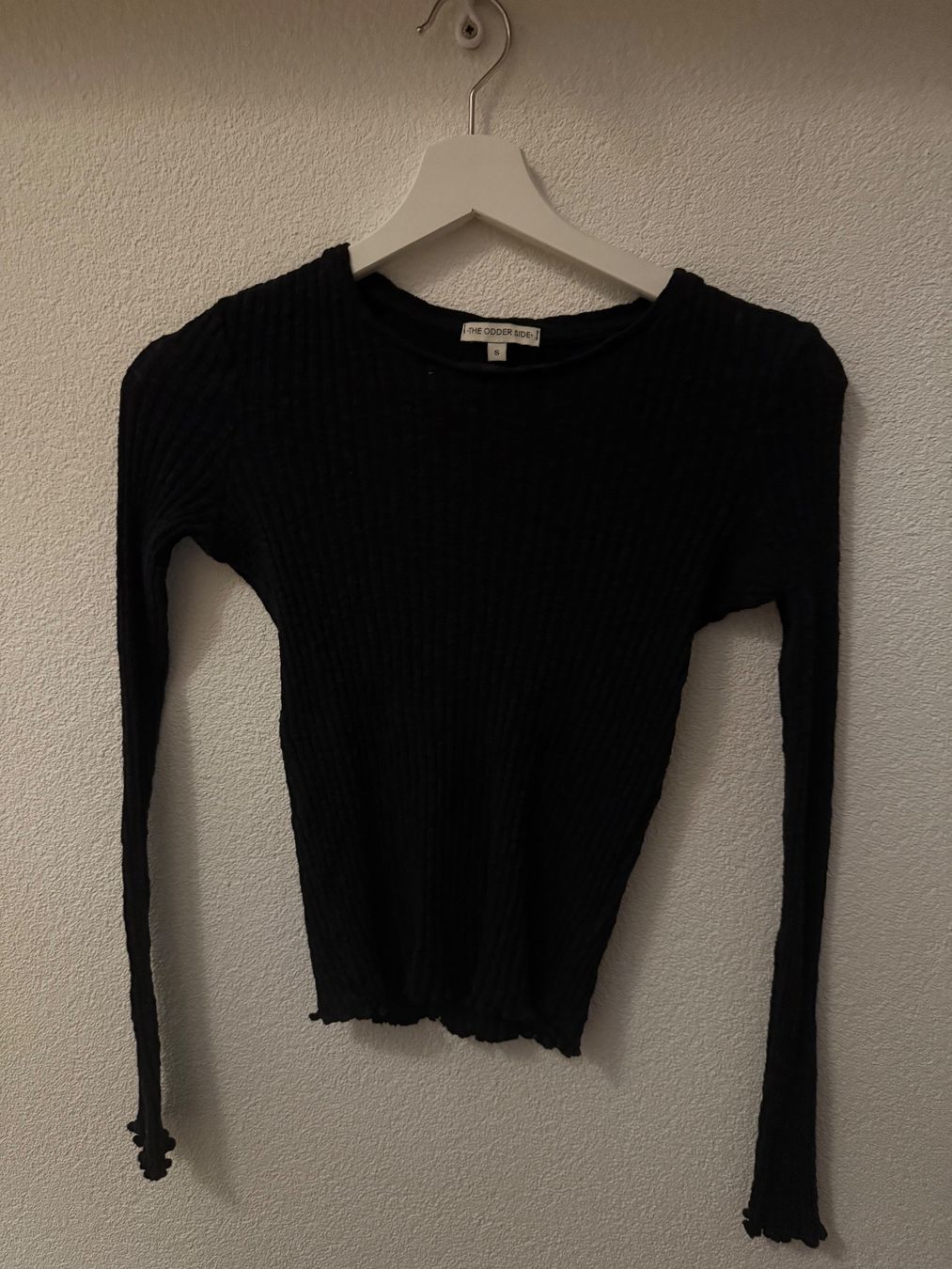 Maglioni & Felpe: The Odder Side Top, schwarz, Gr. S – Usato da Ettingen venduto da cla_526w