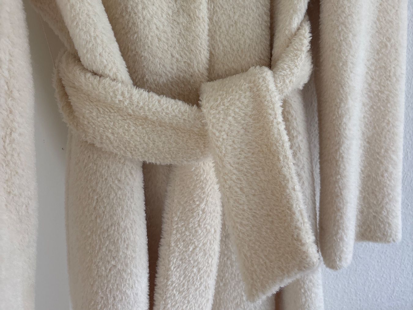 Max Mara Manteaux: Max Mara Mantel offwhite – D'occasion à Luzern par Chiara.Studer.9 7