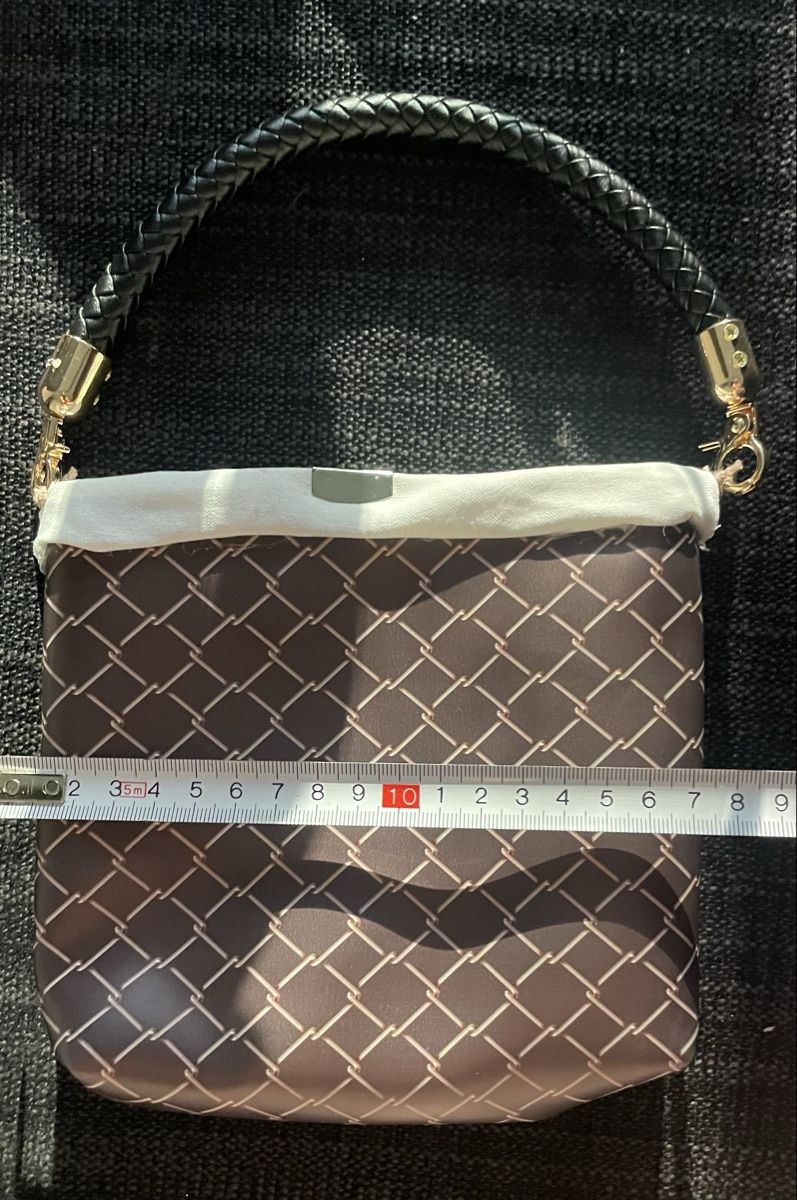 Sacs femmes: Damen Tasche neu mit Muster – Neuf avec emballage d'origine à Au ZH par Jaggy4 4