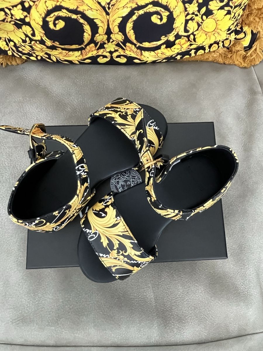 Versace Schuhe für Jungen: Versace Sandale Kinderschuhe Gr. 24 – Neu und originalverpackt aus Oberengstringen von Baby_Fashion 4