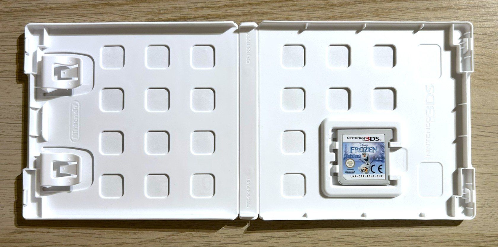 Nintendo Giochi: Die Eiskönigin Olafs Abenteuer Nintendo 3DS – Usato da St. Gallen venduto da Alpine.Arcade 2