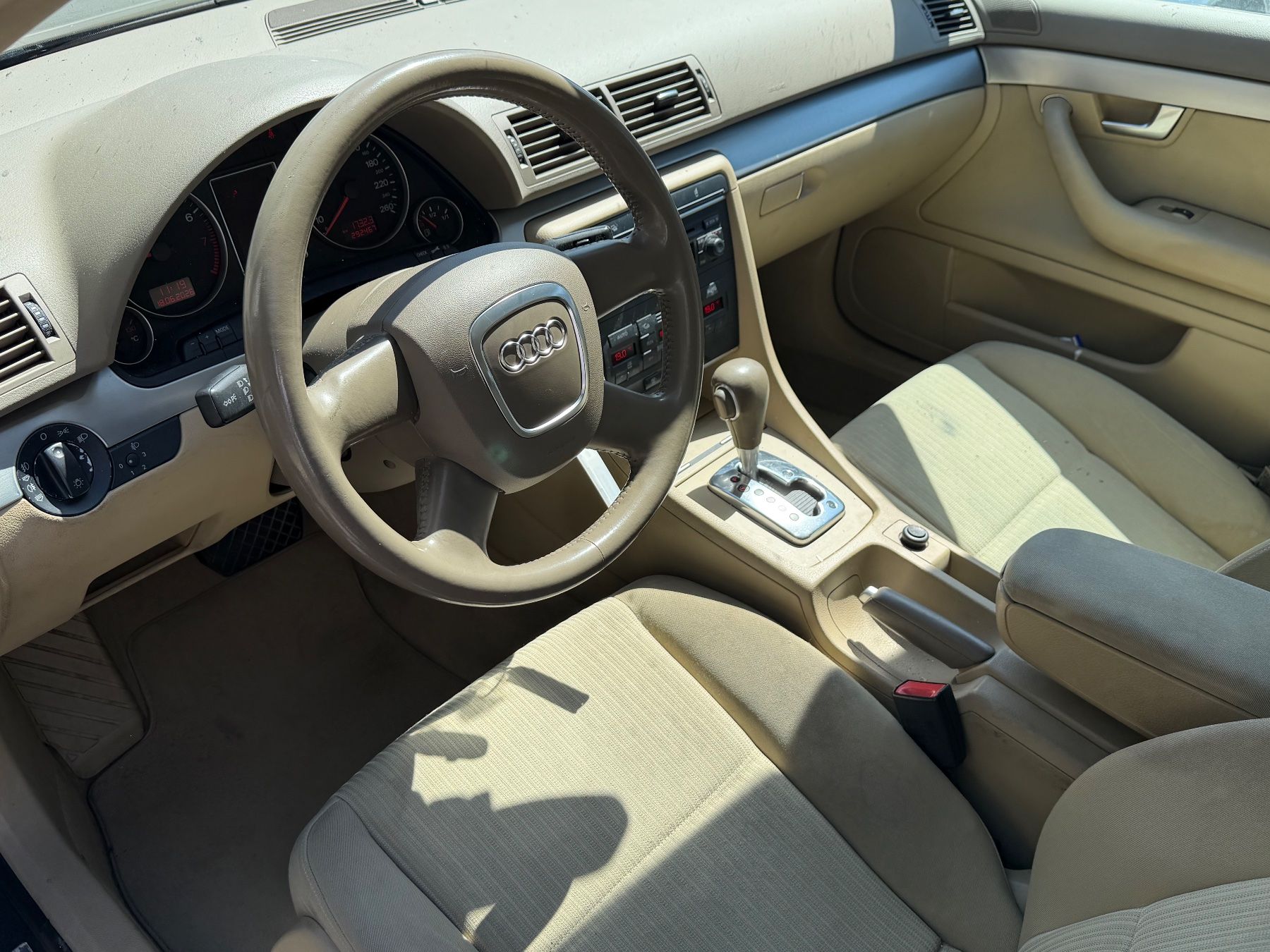 Audi Autos: AUDI A4 Avant 1.8 Turbo | Automat – D'occasion à Rebstein par Cache 4