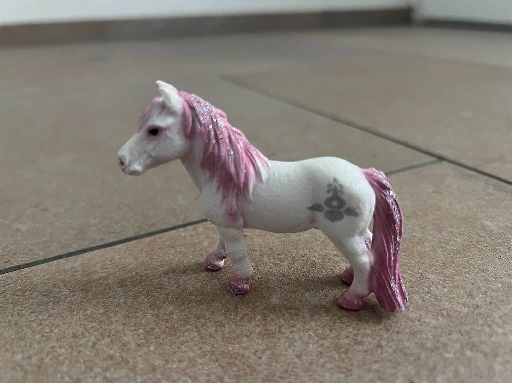 Jouets: Schleich Einhörner – D'occasion à Sirnach par andreasbr74 2