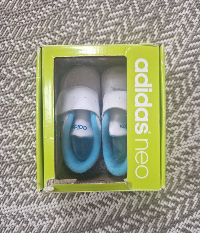 Adidas neo gr 19 on sale