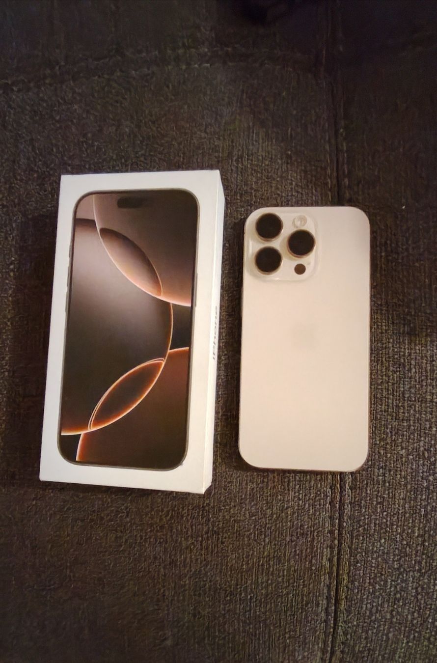 Apple Handys / Smartphones: Iphone 16 pro 256gb – Gebraucht aus Vevey von Rass25 1