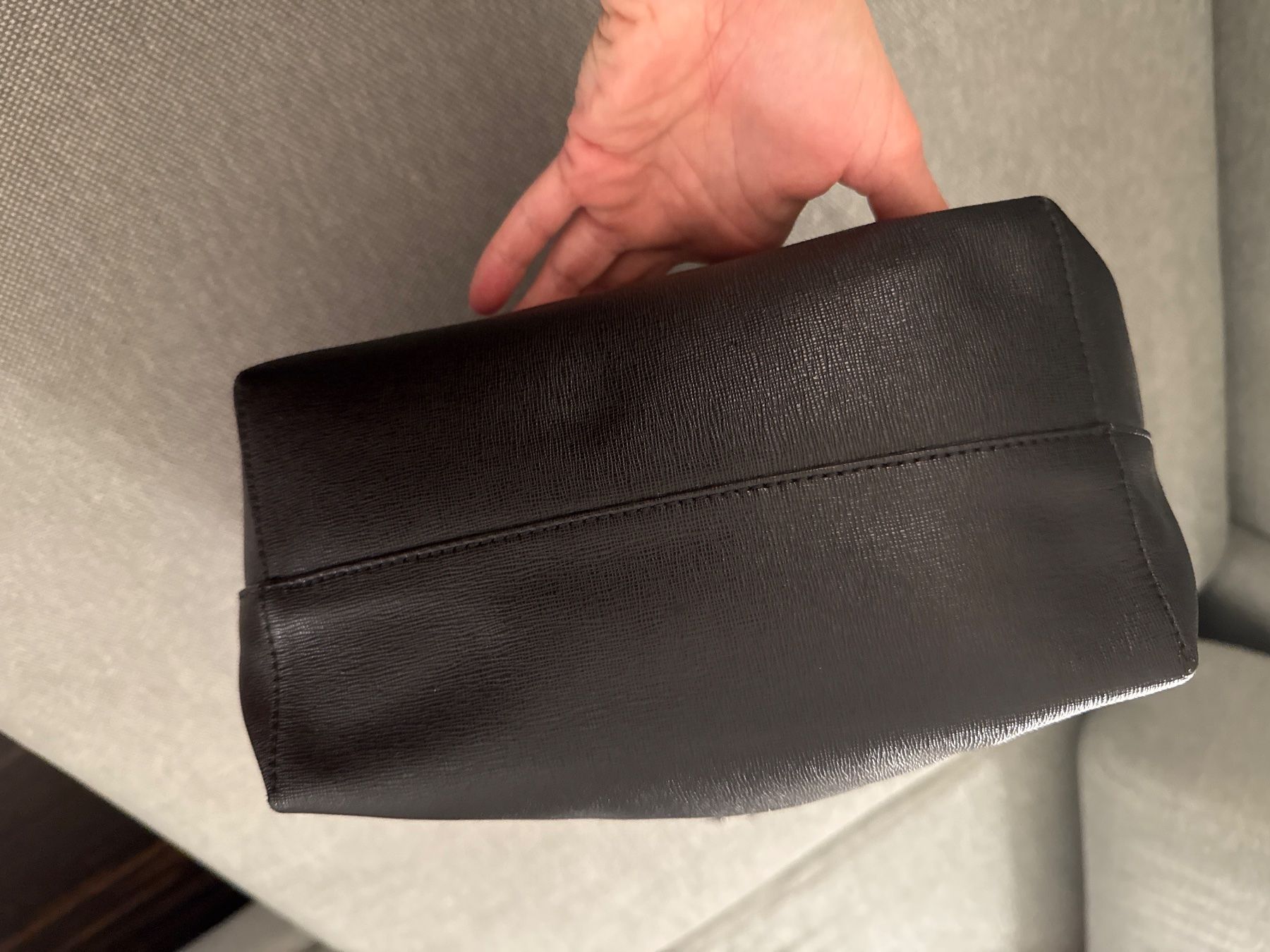 Coccinelle Borse da donna: Coccinelle Tasche – Usato da Zürich venduto da cocogio 4