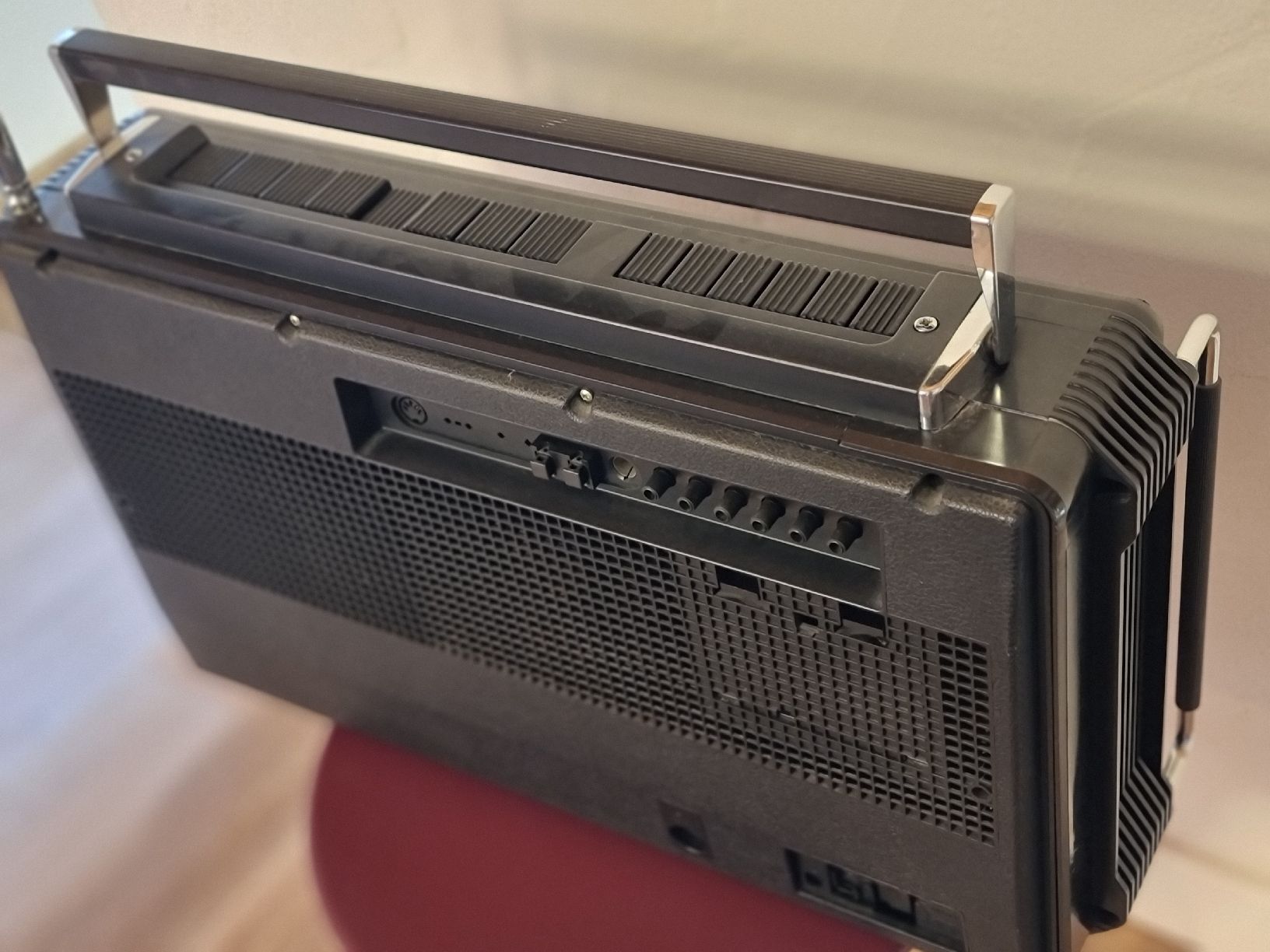 Grundig Radio: Grundig Satellit 3400 – Usato da Schalunen venduto da Elfenau 4