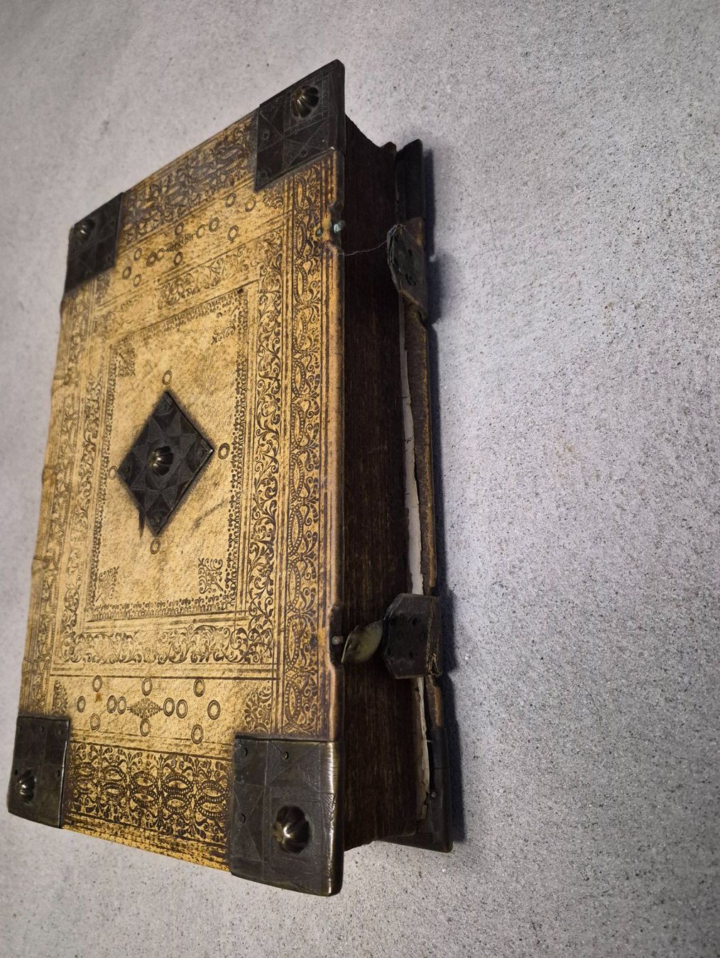 Libri: Antike Bibel – Difettoso da Derendingen venduto da BAK01 1