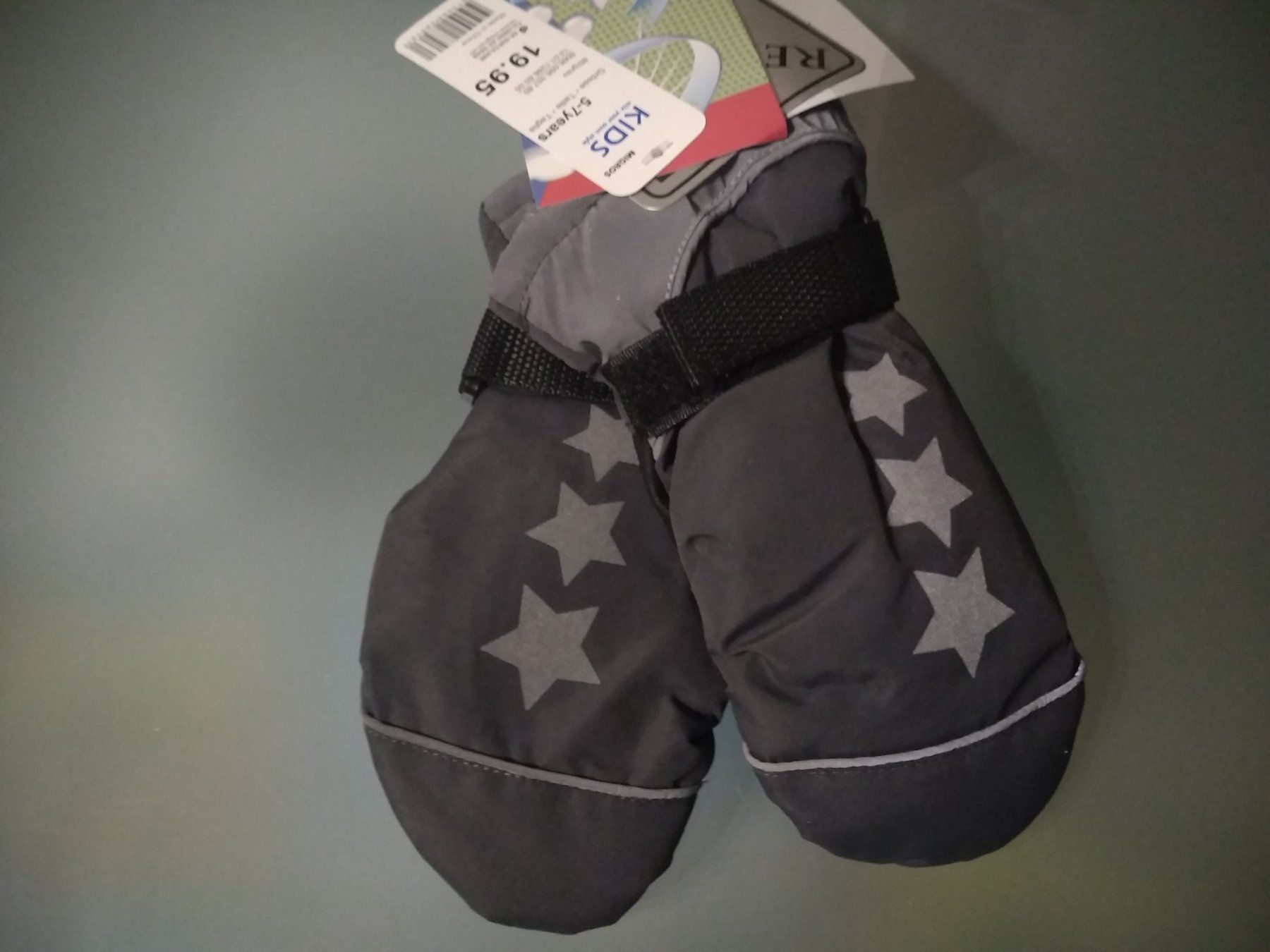 Guanti & manicotti: Winterhandschuhe Grösse 5-7 Jahre – Nuovo e nell'imballaggio originale da Bäch SZ venduto da Swissy46