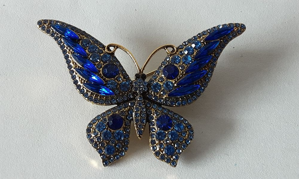 Vintage Crystal Rhinestone Butterfly Brooch Pin Blue Color Butterfly Brooches For For Women - View #8