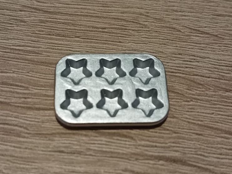 Mini Kuchen Backform, Metall ca 2.1×1.5cm | Kaufen auf Ricardo