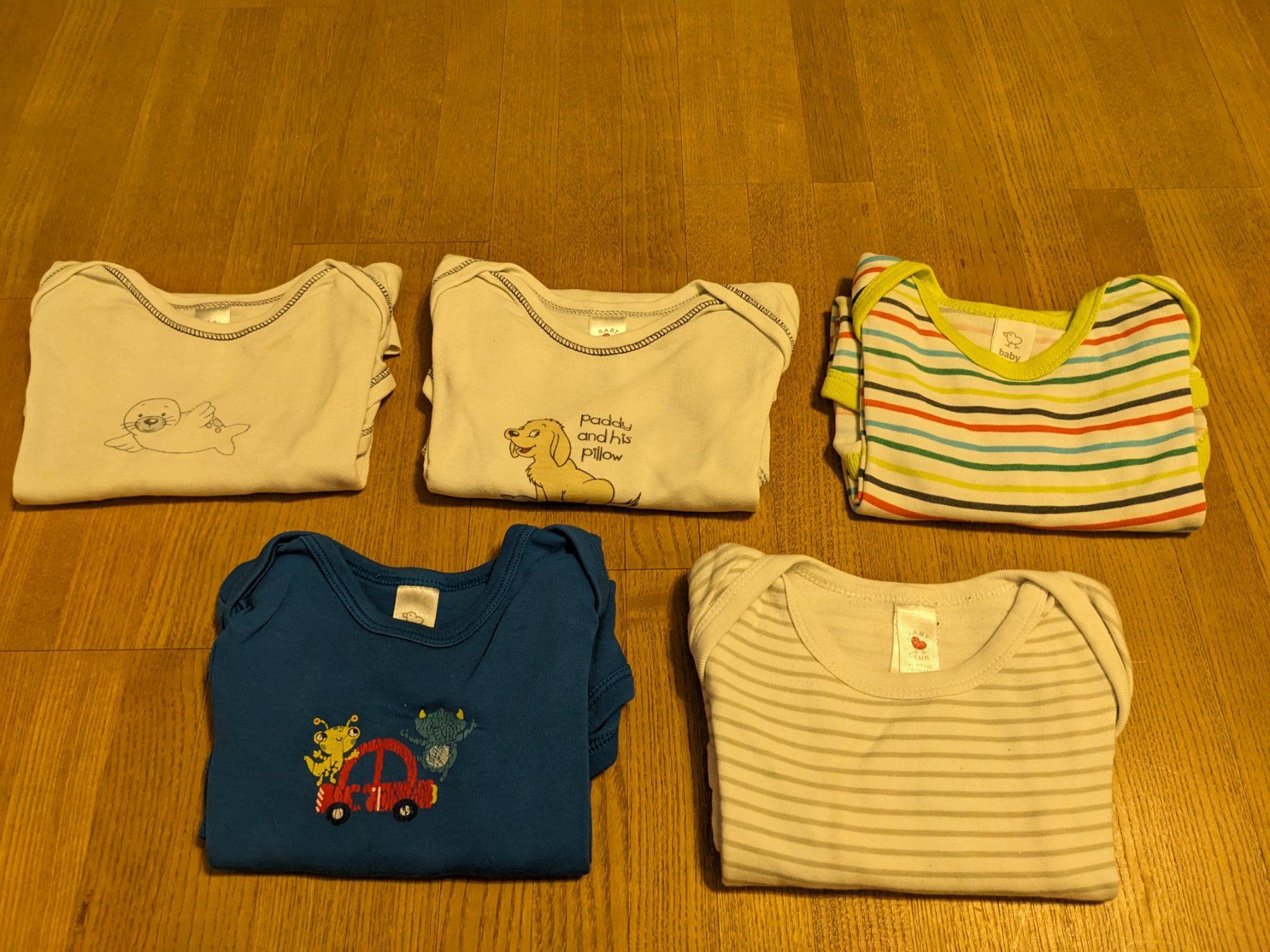 Lotti & Set di vestiti: 40-teiliges Kleiderset Grösse 98 – Usato da Wald ZH venduto da andy_ch01 7