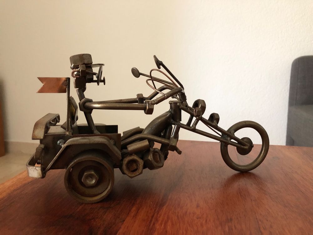 MOOCOCO Zwergstatue Auf Motorrad – Kunstharz, Bunt, Garten-Deko, 12,4 Cm Hoch