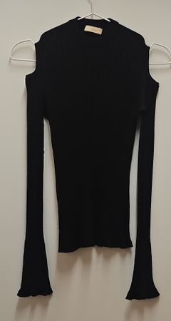 Kaschmir/Seide Pullover schwarze kalte Schulter